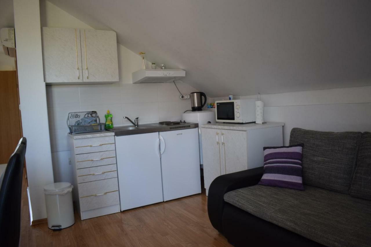 Apartment Silvia Slunj Exterior foto